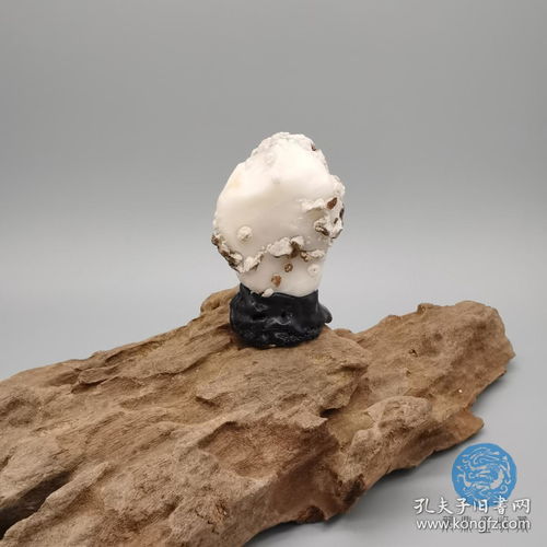 天然靈璧白靈玉 自然玉化原石精品小擺件，觀賞收藏陶冶情操